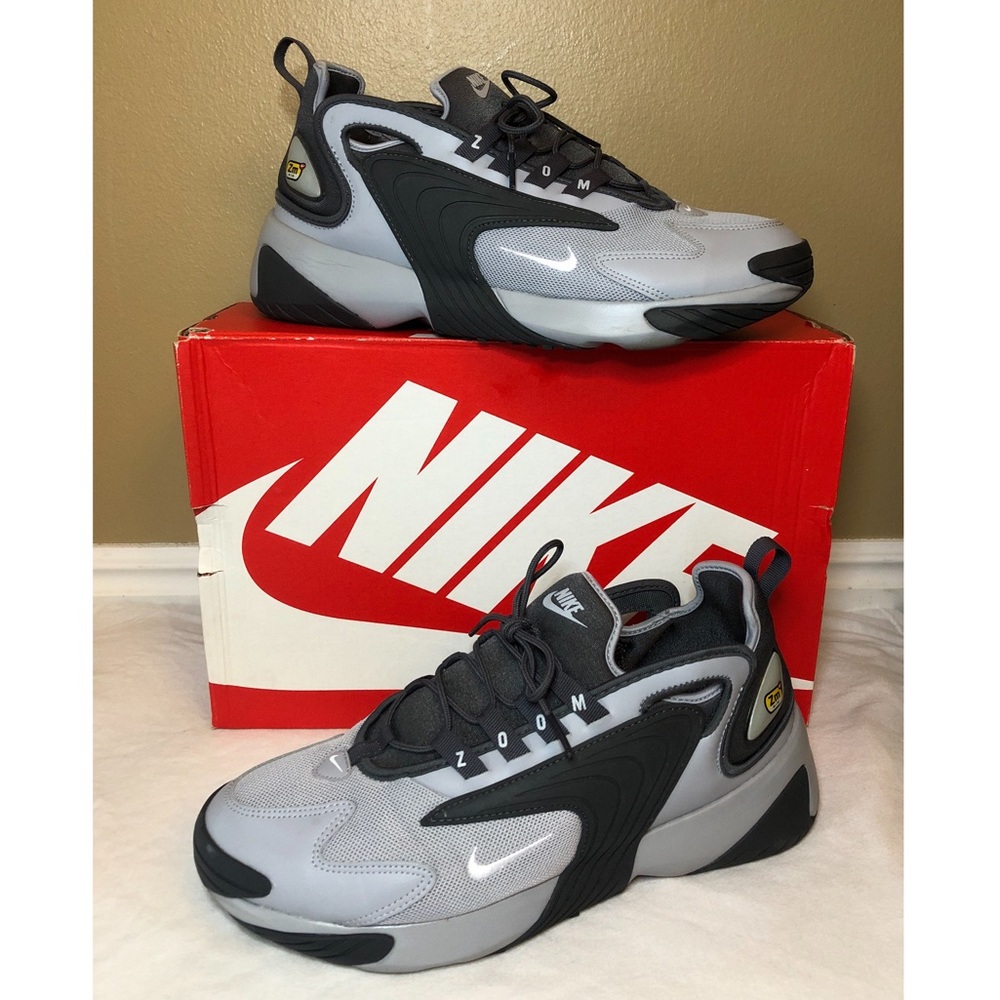 NIKE ZOOM 2K